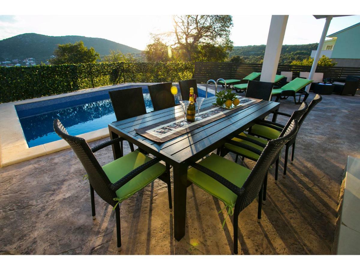 Vinišće Villa Croatia Sea View With Heated Pool מראה חיצוני תמונה