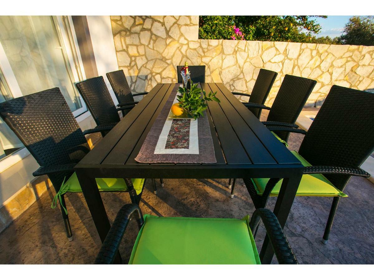 Vinišće Villa Croatia Sea View With Heated Pool מראה חיצוני תמונה