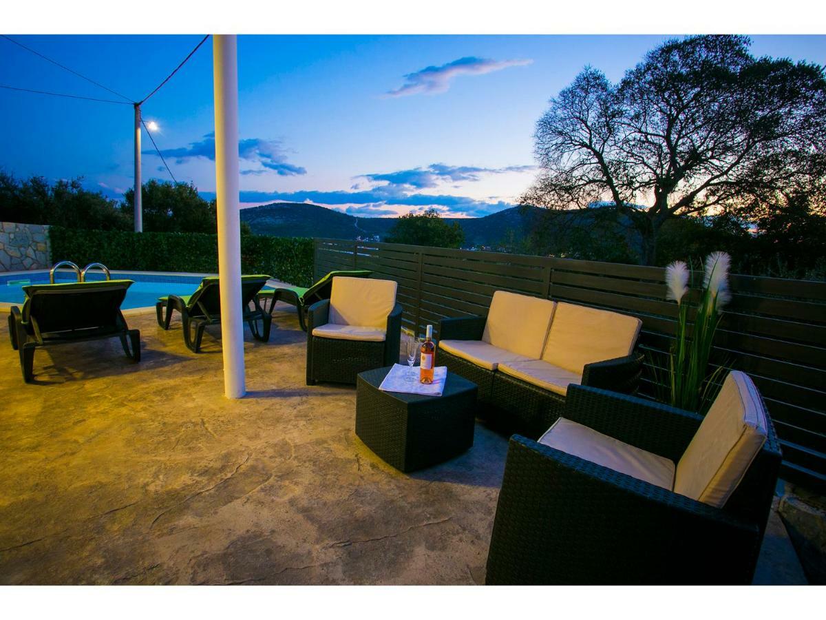 Vinišće Villa Croatia Sea View With Heated Pool מראה חיצוני תמונה